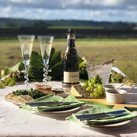 Country House B&B Waimate North Экстерьер фото